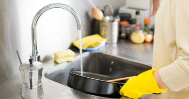 clean brunt pan